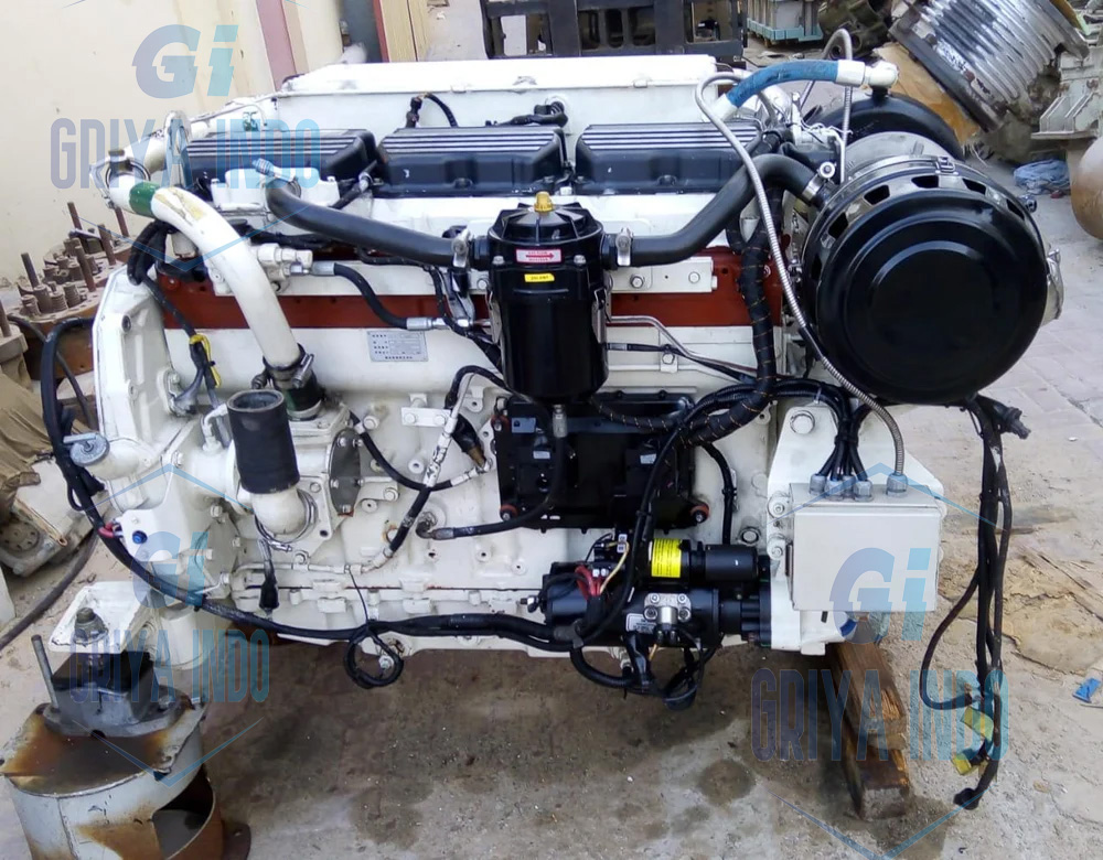 CAT C12 ACERT Marine Engine