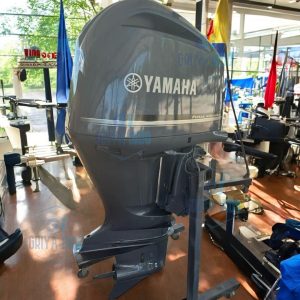 Yamaha 250HP F250XCA Outboard Engine