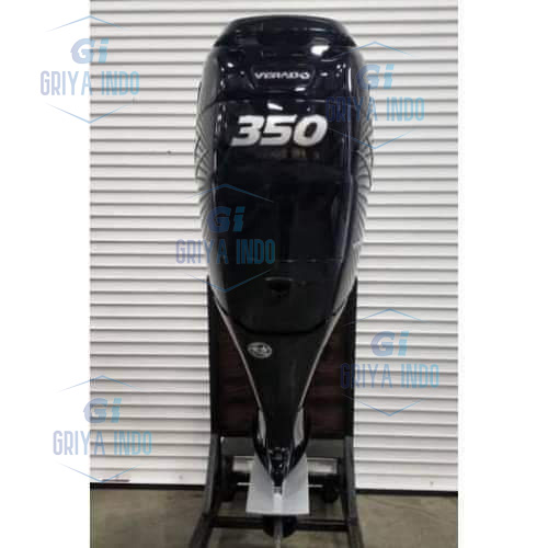 Mercury 350CXL Verado 350hp FourStroke Outboard Engine, showcasing its powerful V8 design and advanced engineering for high-performance boating