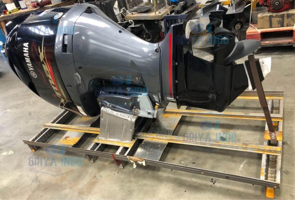 Yamaha VF250XA Outboard Engine 250HP