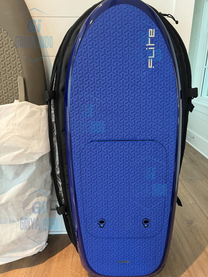 Fliteboard AIR eFoil gliding smoothly over the water